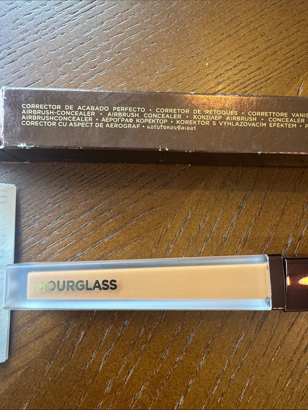 Hourglass Vanish Airbrush Concealer